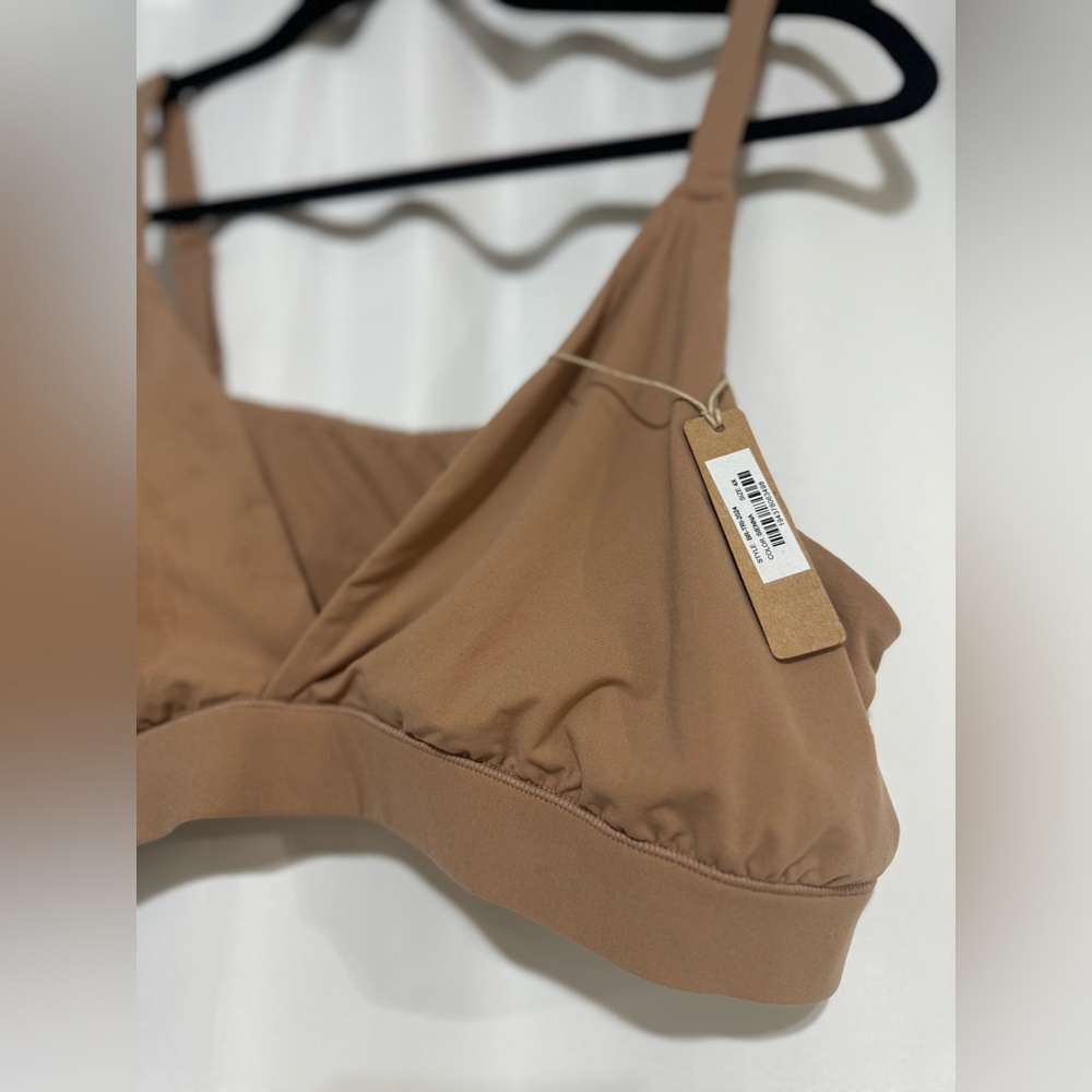Skims naked bra